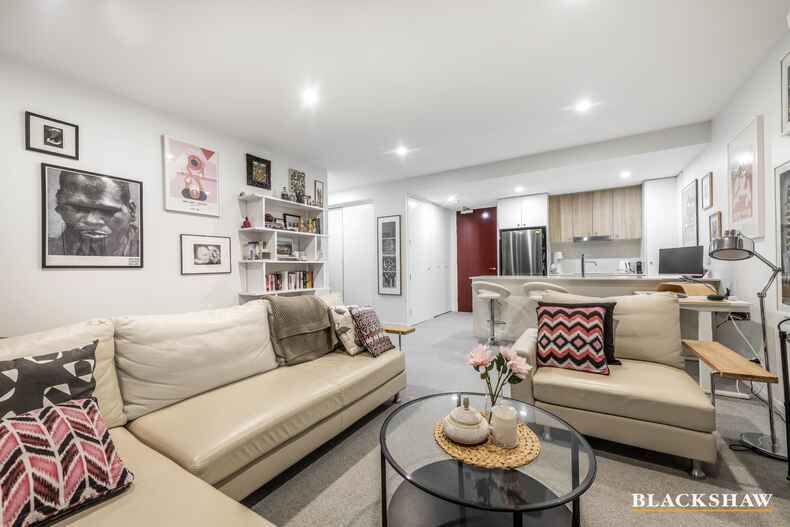 33/76 Leichhardt Street Griffith