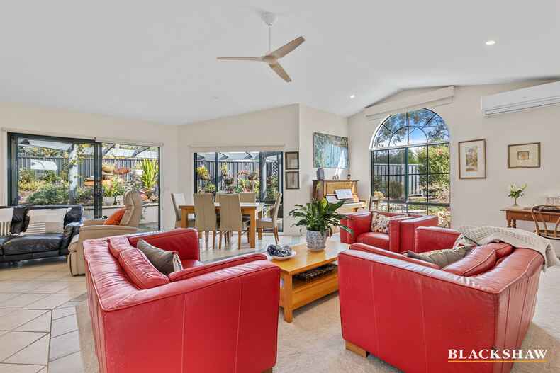 14 Poole Place Sunshine Bay 14 Poole Place Sunshine Bay