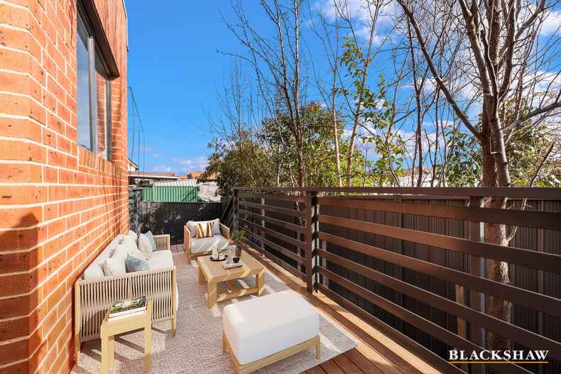 4/10 Karabar Street Queanbeyan