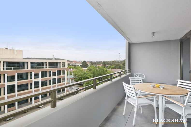 74/44 Macquarie Street Barton
