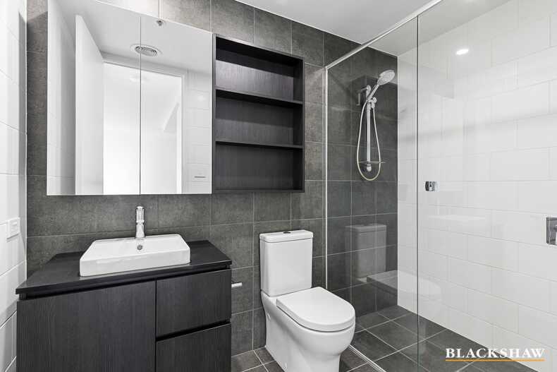 139/15 Irving Street Phillip