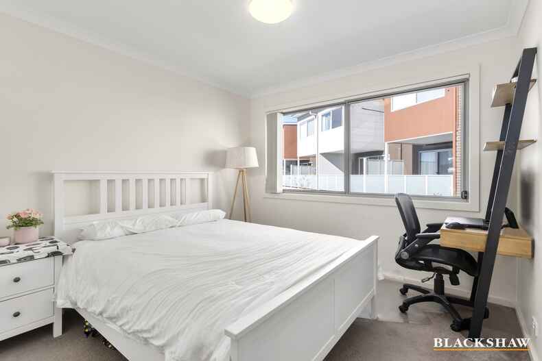 8 Edgeworth Parade Coombs