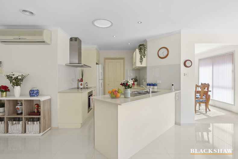 29 Goodhart Crescent Dunlop