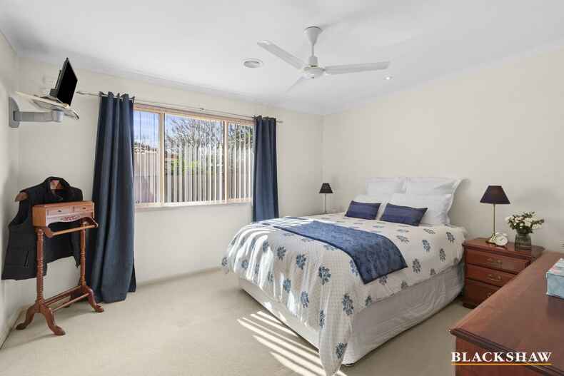 29 Goodhart Crescent Dunlop