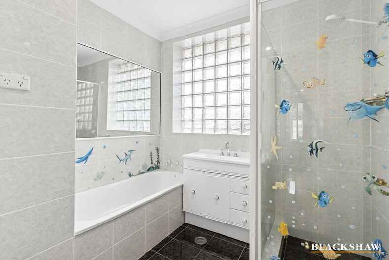 102 Endeavour Street Red Hill