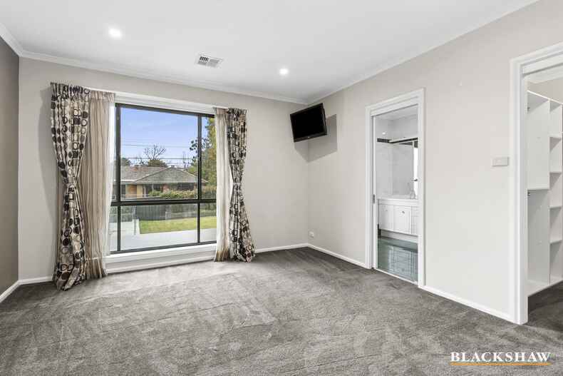 102 Endeavour Street Red Hill