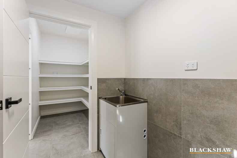 12 Throsby Crescent Sunshine Bay