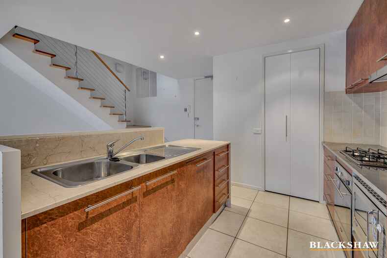 7/27  Cunningham Street Kingston