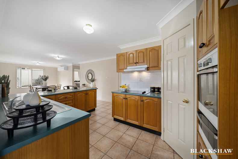 1 Conjola Close Amaroo