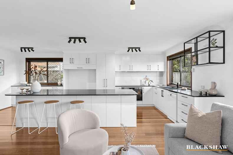 179 Castleton Crescent Gowrie