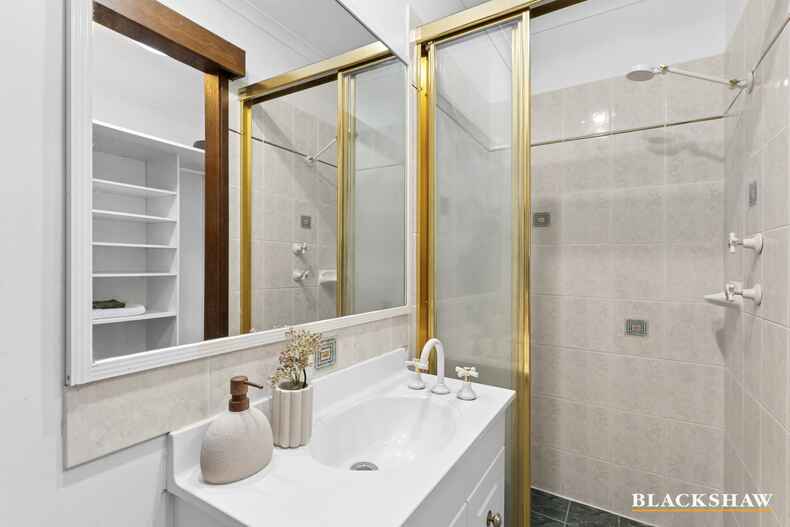 179 Castleton Crescent Gowrie