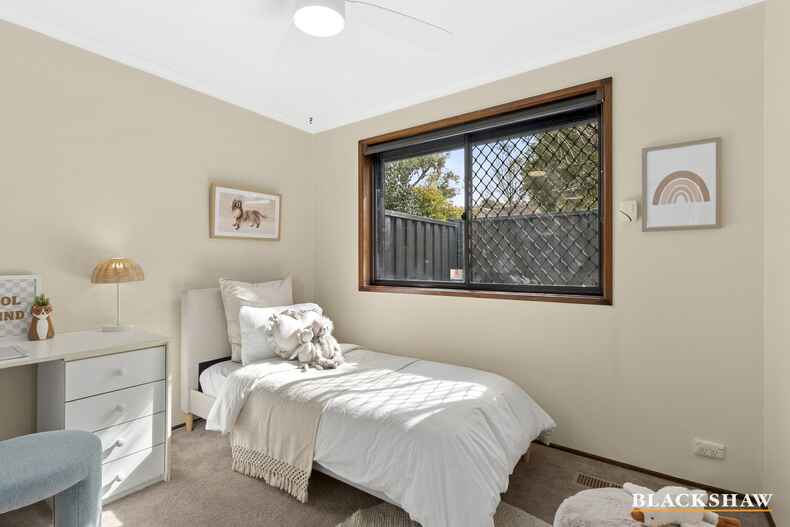 179 Castleton Crescent Gowrie