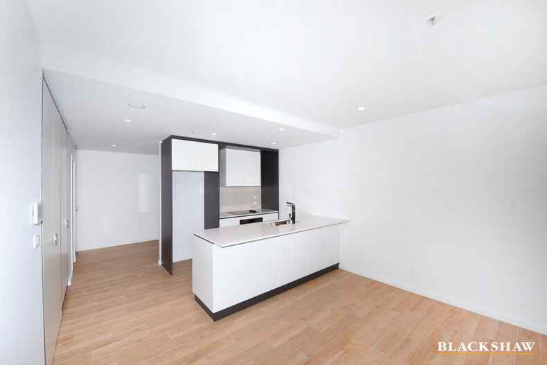 222/2 Terry Connolly Street Coombs