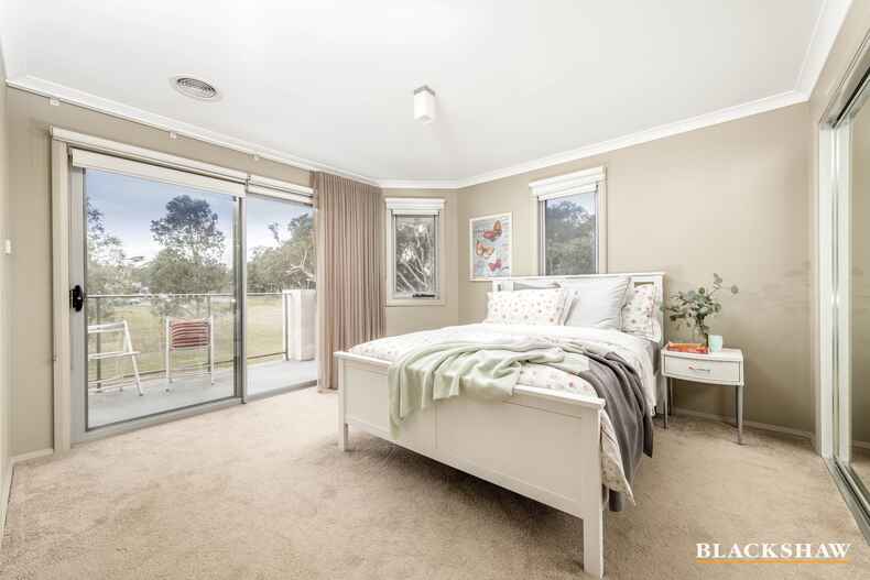 4/33 Ronald Walker Street Casey 4/33 Ronald Walker Street Casey