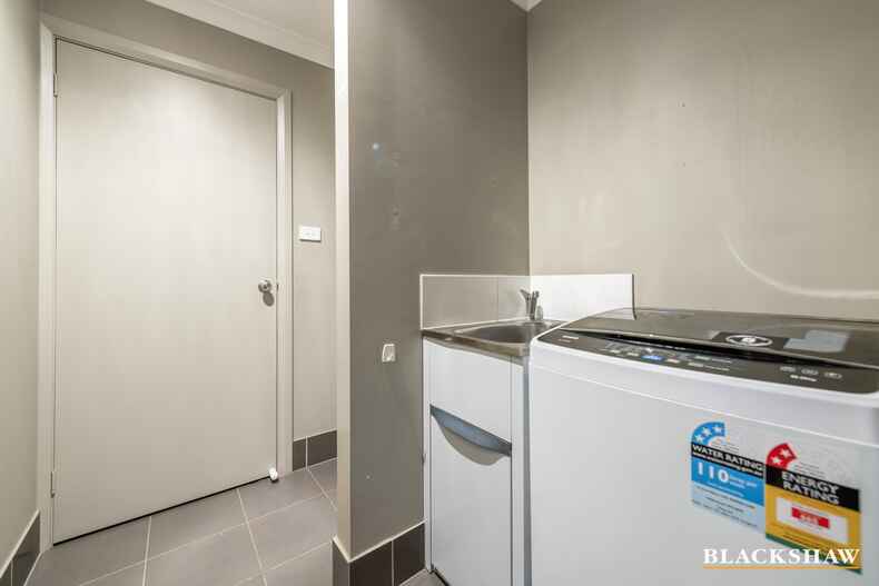 4/33 Ronald Walker Street Casey 4/33 Ronald Walker Street Casey