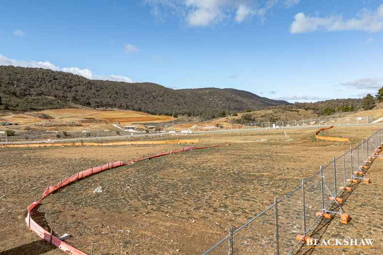 16 Petralia Street Greenleigh