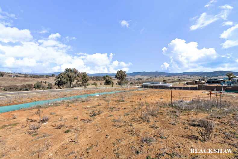 8 Ilma Stone Way Macnamara