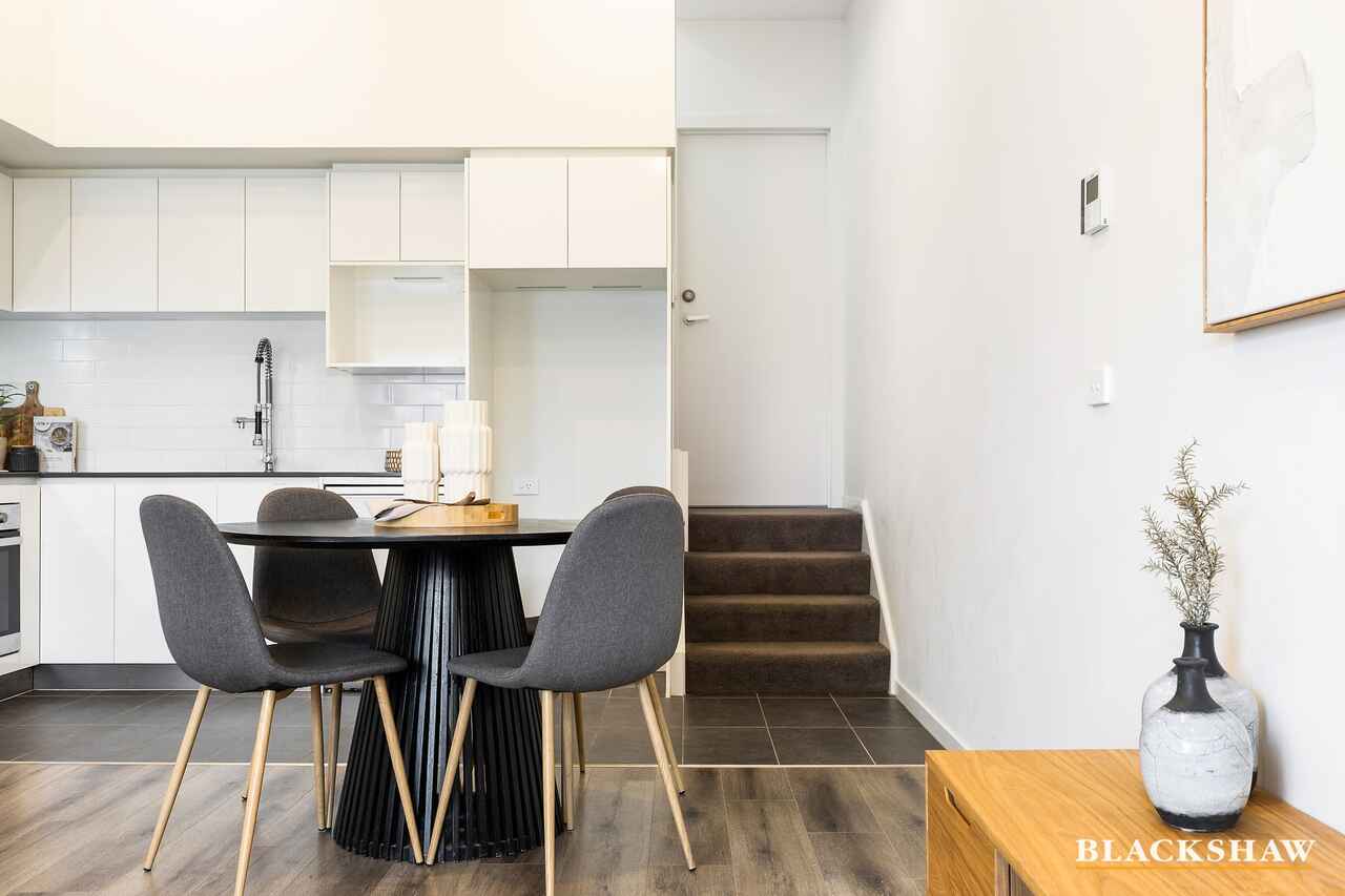 16/1 Sutherland Crescent Taylor