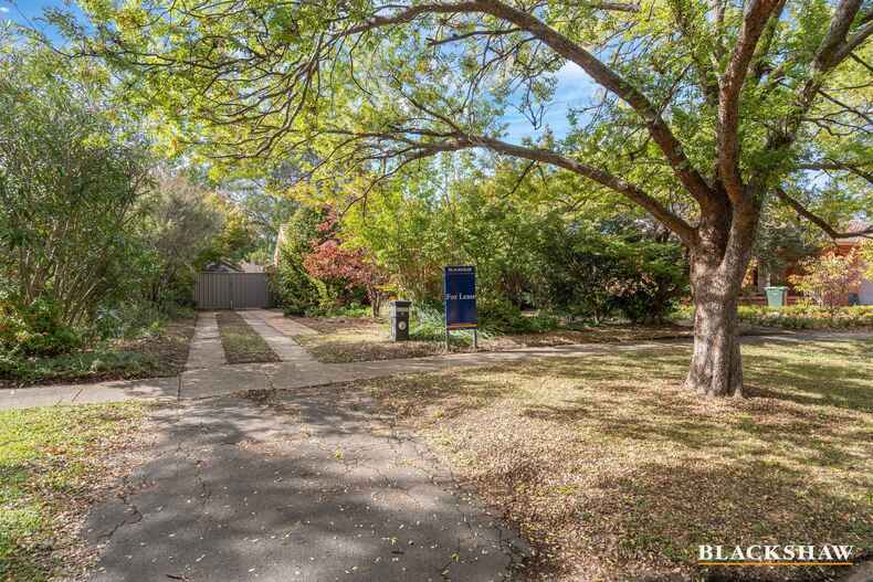 10 Hackett Gardens Turner