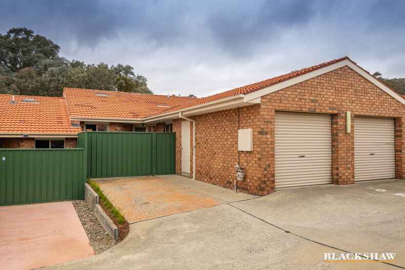 7/3 Peron Place Banks