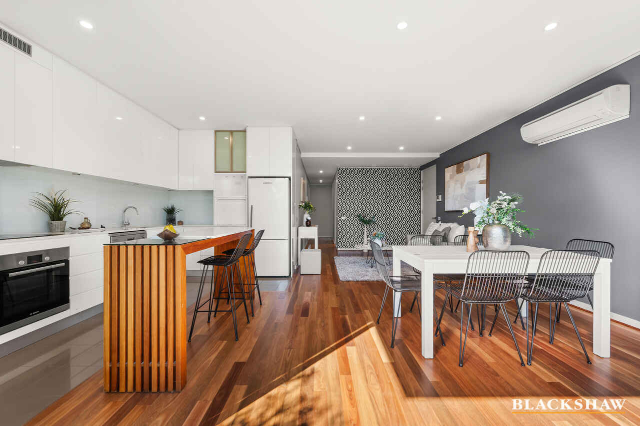 2/139 Blamey Crescent Campbell