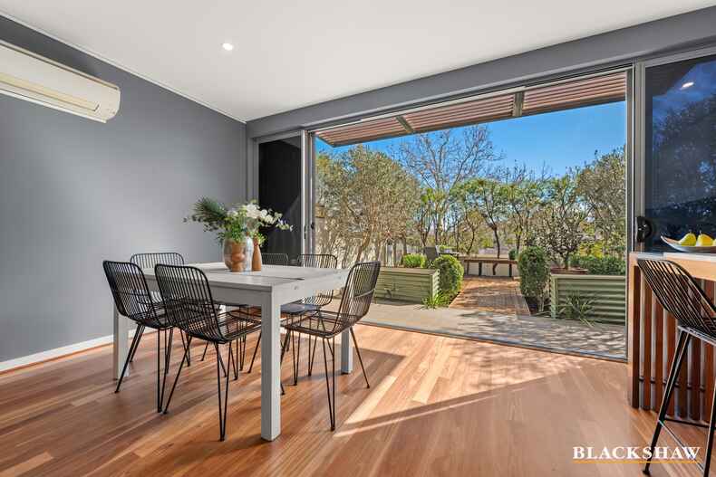 2/139 Blamey Crescent Campbell 2/139 Blamey Crescent Campbell