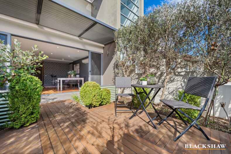 2/139 Blamey Crescent Campbell 2/139 Blamey Crescent Campbell