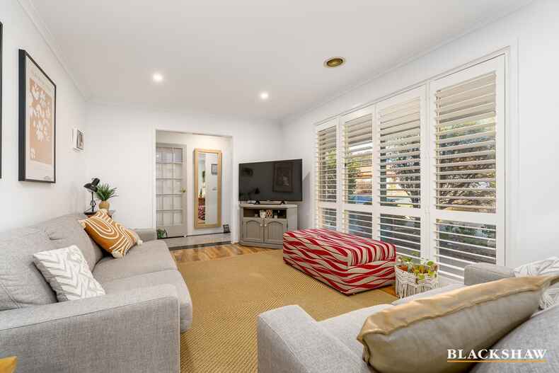 2 Mullens Place Calwell