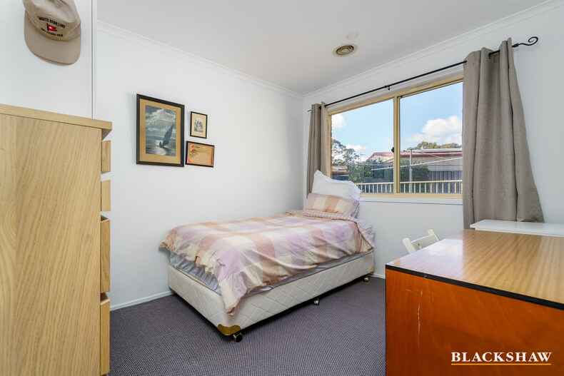 2 Mullens Place Calwell