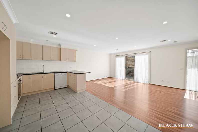 3/30 Ross Road Queanbeyan