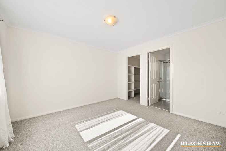 3/30 Ross Road Queanbeyan