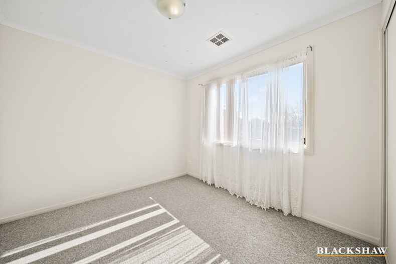 3/30 Ross Road Queanbeyan