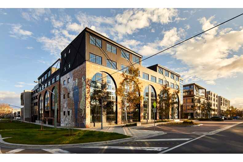 112/1 The Causeway Kingston