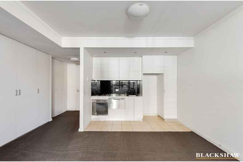 9/67 Giles Street Kingston