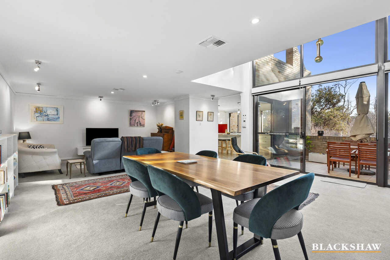 11/24-28 Telopea Park Kingston