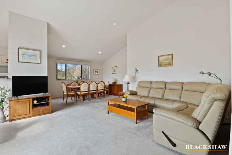 6/216-218 Beach Road Batehaven