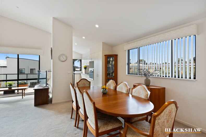 6/216-218 Beach Road Batehaven