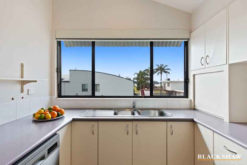 6/216-218 Beach Road Batehaven