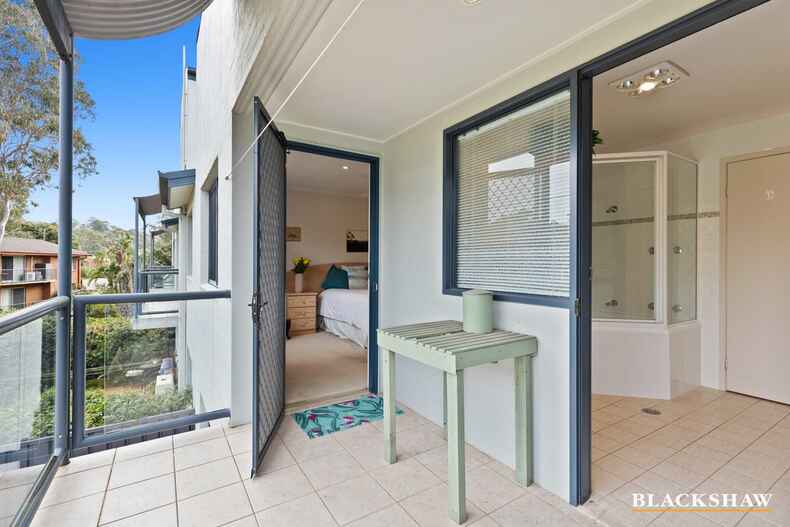 6/216-218 Beach Road Batehaven
