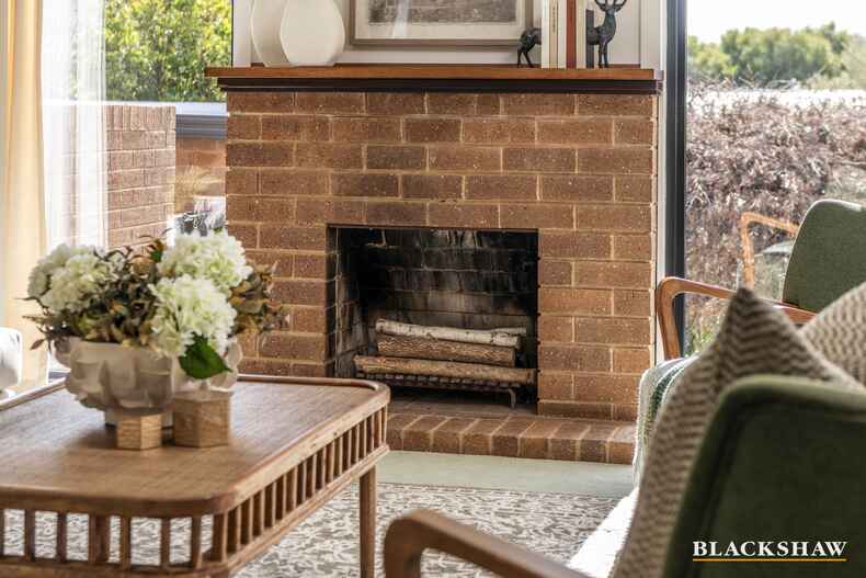 56 Woolner Circuit Hawker