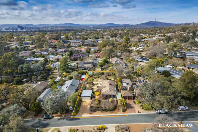 56 Woolner Circuit Hawker