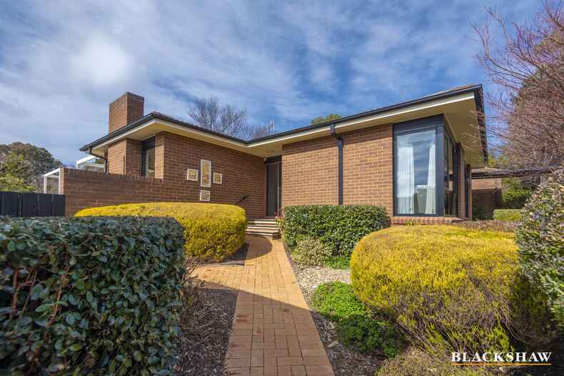 56 Woolner Circuit Hawker