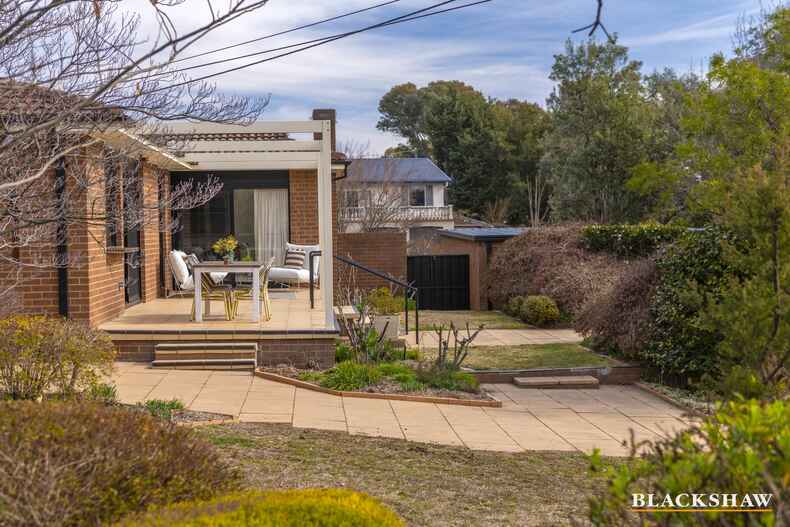 56 Woolner Circuit Hawker