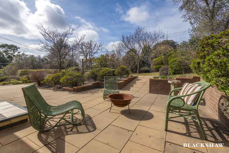 56 Woolner Circuit Hawker