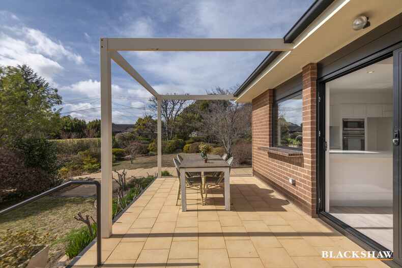 56 Woolner Circuit Hawker