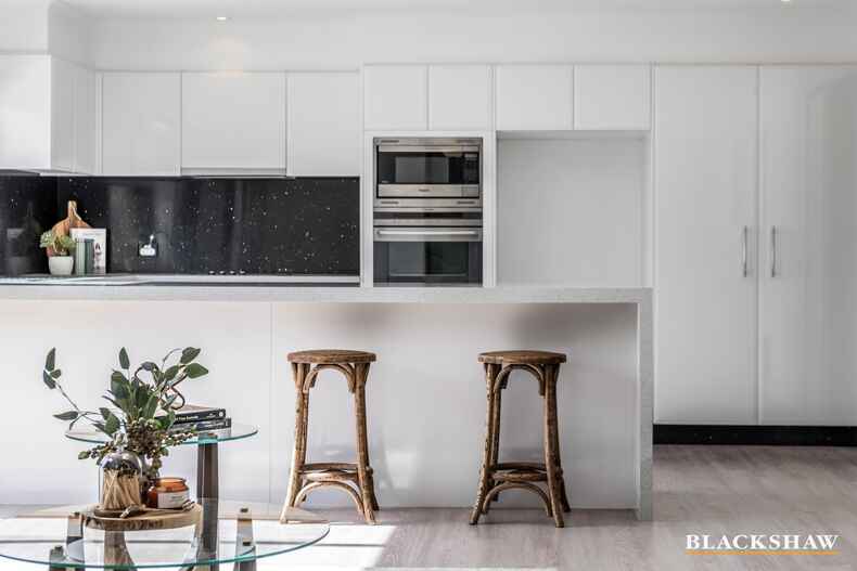 56 Woolner Circuit Hawker