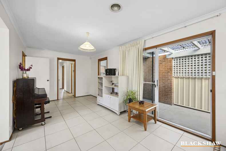 2 Mimosa Close Isabella Plains 2 Mimosa Close Isabella Plains