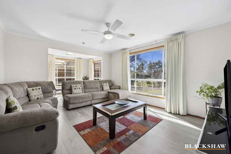 2 Mimosa Close Isabella Plains 2 Mimosa Close Isabella Plains