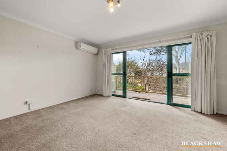 38/53 McMillan Crescent Griffith