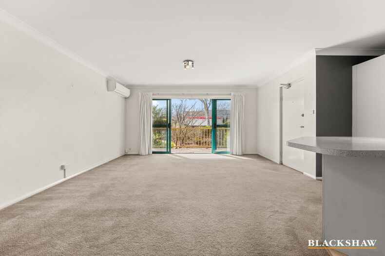 38/53 McMillan Crescent Griffith